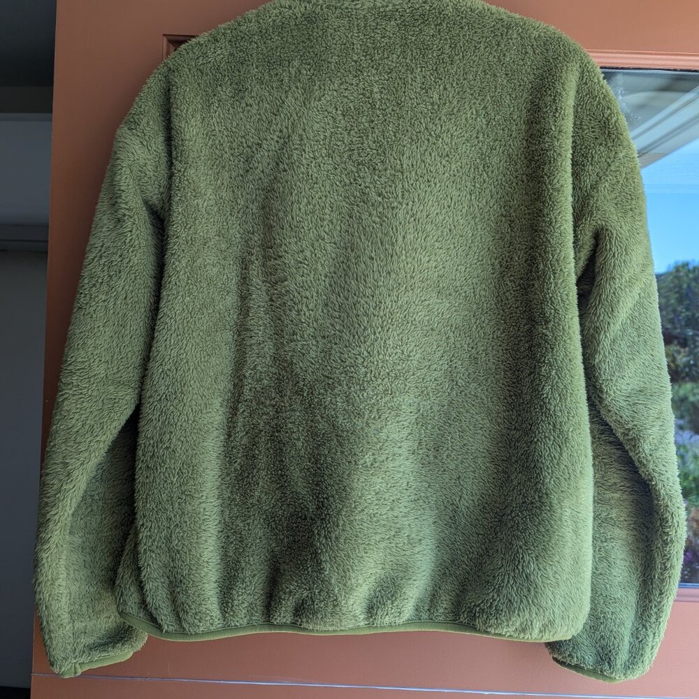 Uniqlo Fluffy Lime Green Fleece (NWOT) - Picture 4 of 6